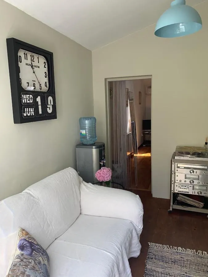 Guest house Sea Breeze Studio Pula