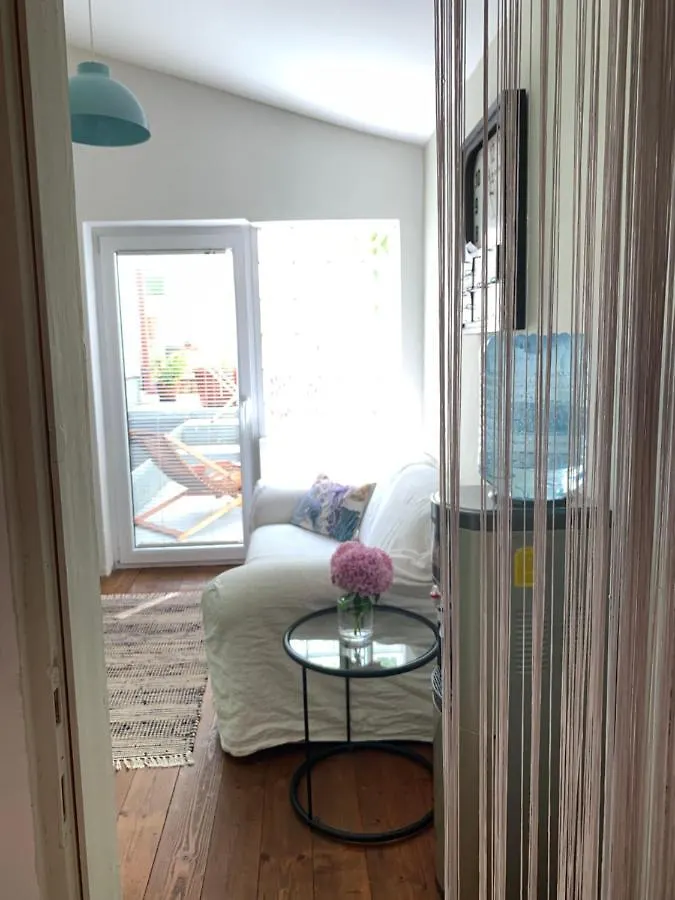 Sea Breeze Studio Pula 0*,